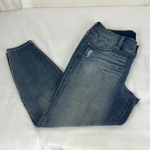 Torrid Premium Women’s 16R New Jegging Jean Ultimate Stretch Medium Wash
